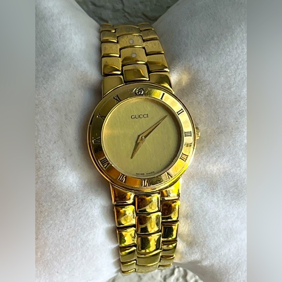 Gucci 3300.2.L gold plated 10 microns ladies watch - Picture 1 of 16